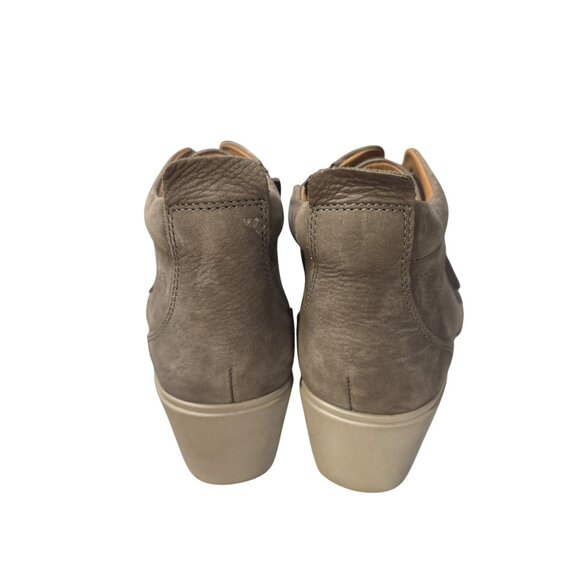 Clarks Unstructured Womens Taupe Wedge Ankle Boots With Side Zippers & Laces Sz - Picture 4 of 8